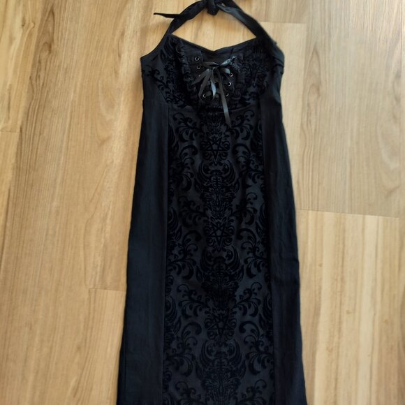 Killstar halter wiggle dress - Picture 2 of 7